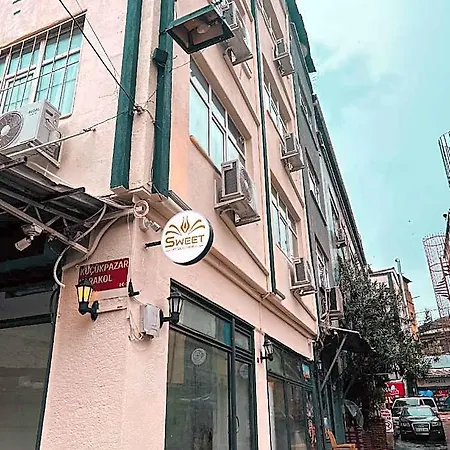 Sweet Hotel